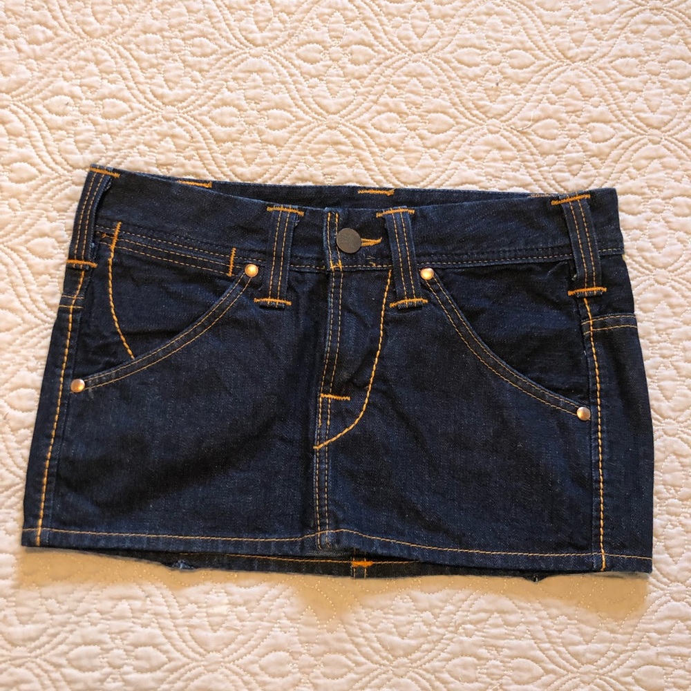 NWOT True Religion Dark Wash Mini Skirt size 26